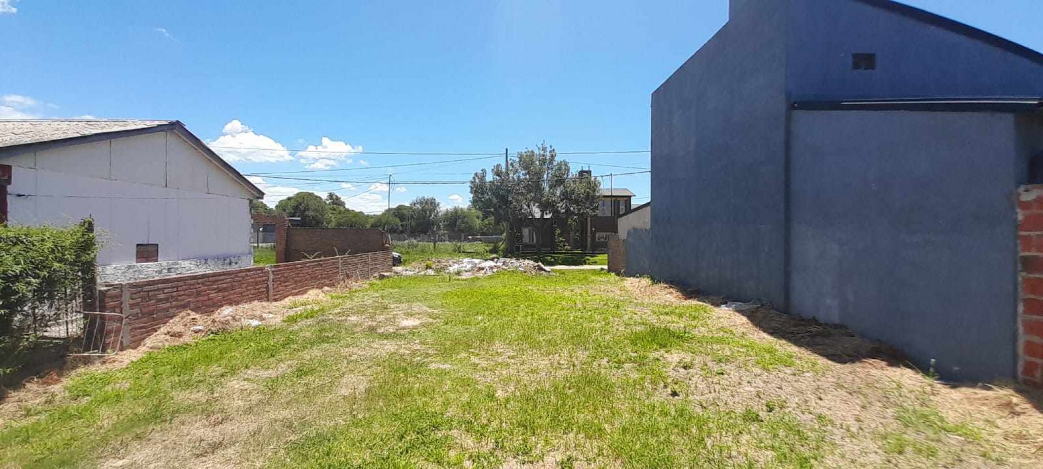 VENTA: LOTE EN CORONDA - Ref. 1136