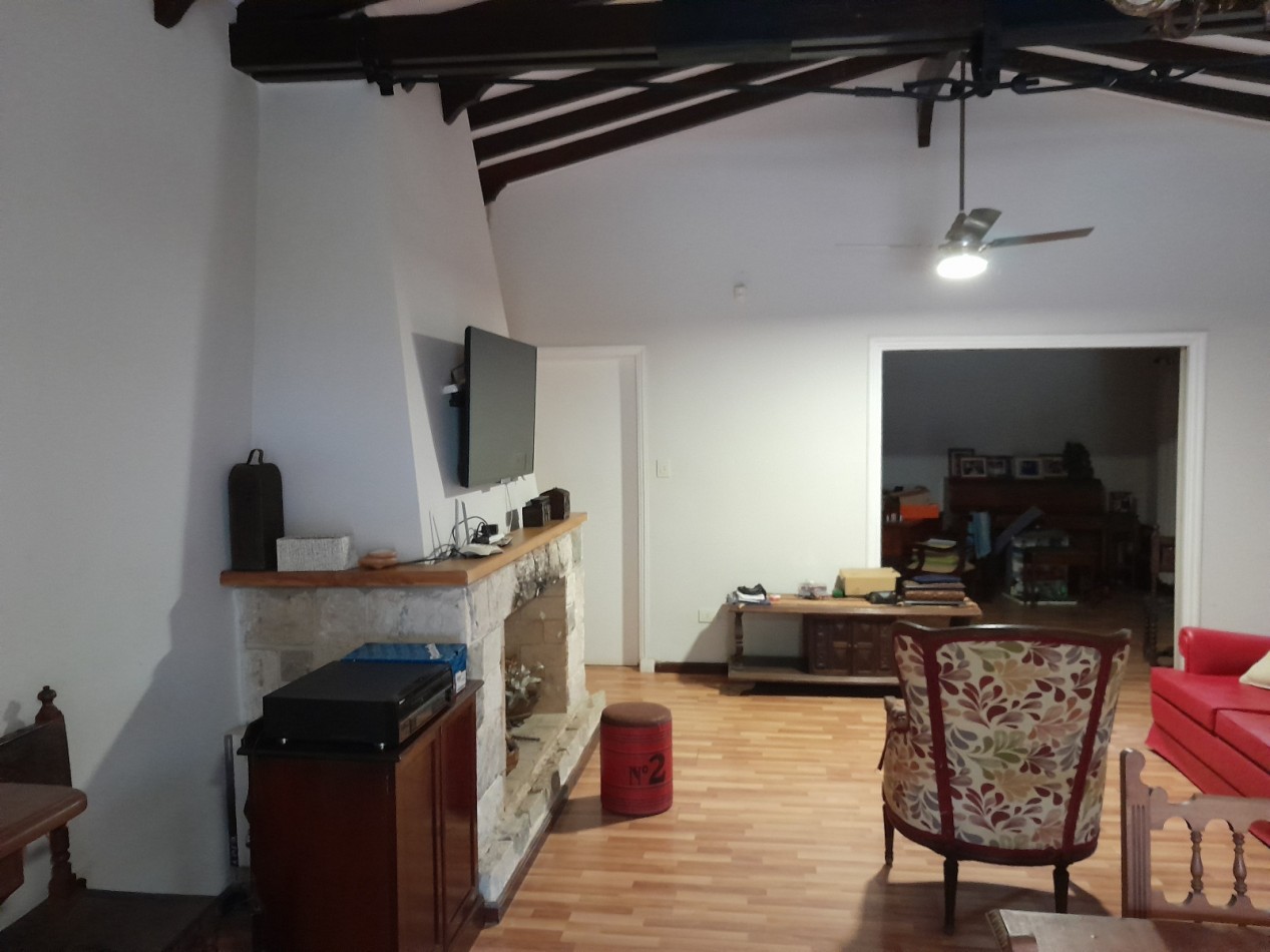 Venta de casa quinta en plena Costanera de Coronda- Ref. No 1296