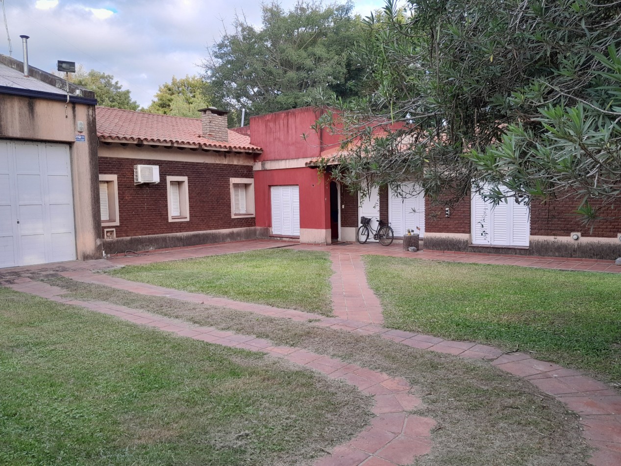 Venta de casa quinta en plena Costanera de Coronda- Ref. No 1296