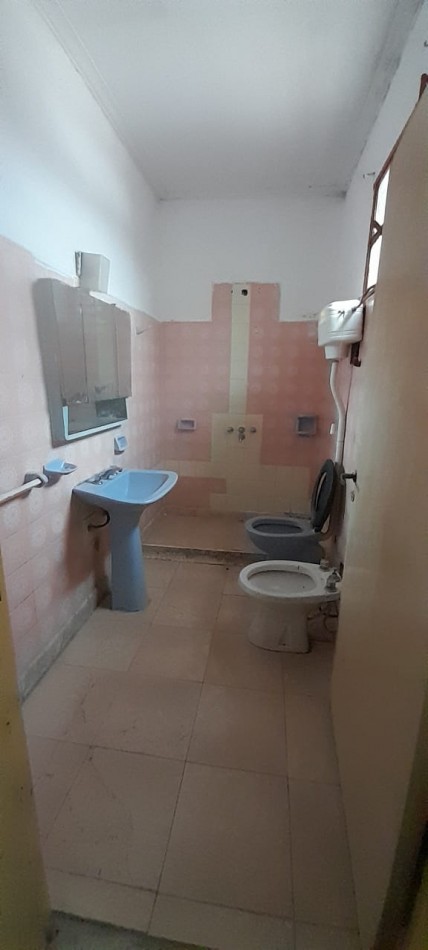 Importante inmueble ubicado en pleno centro de la cuidad de Coronda