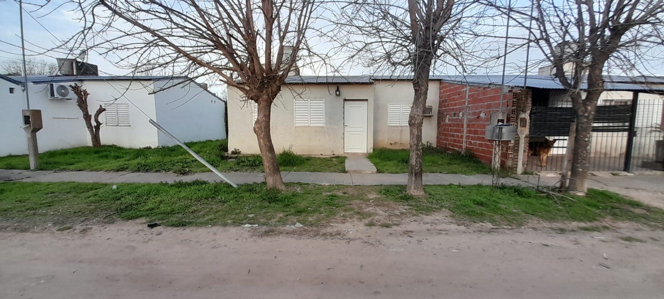CASA EN VENTA- CORONDA-Ref. No 1314