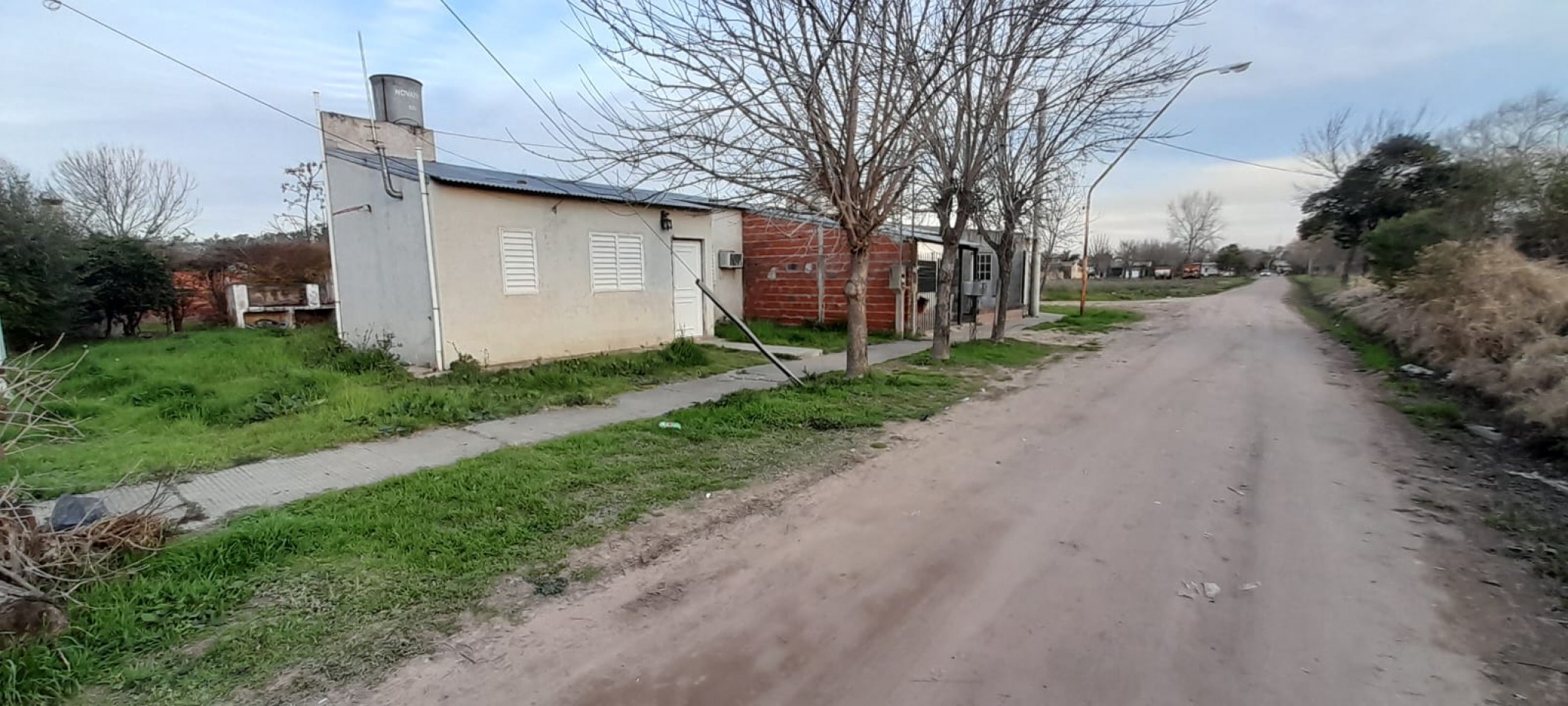 CASA EN VENTA- CORONDA-Ref. No 1314