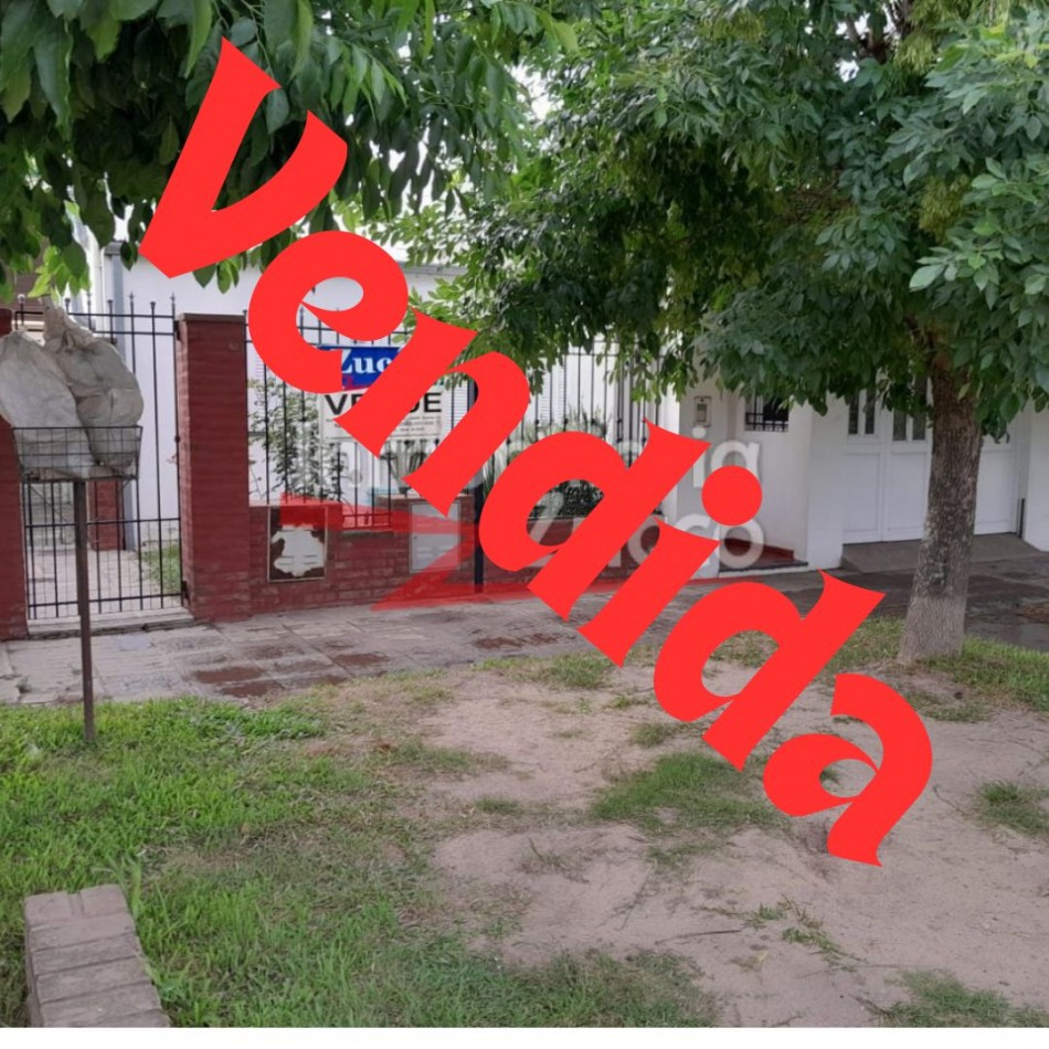 VENTA: CASA EN VENTA - Ref. 1240