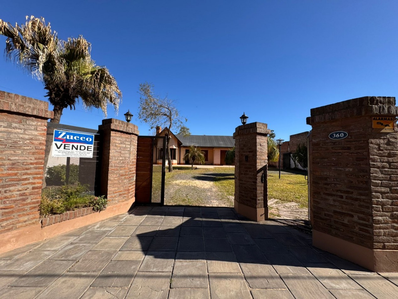 Ref. No 1315- HERMOSA PROPIEDAD EN VENTA- AROCENA