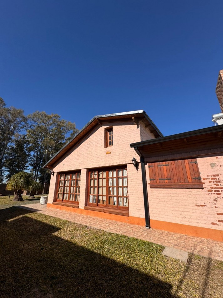 Ref. No 1315- HERMOSA PROPIEDAD EN VENTA- AROCENA