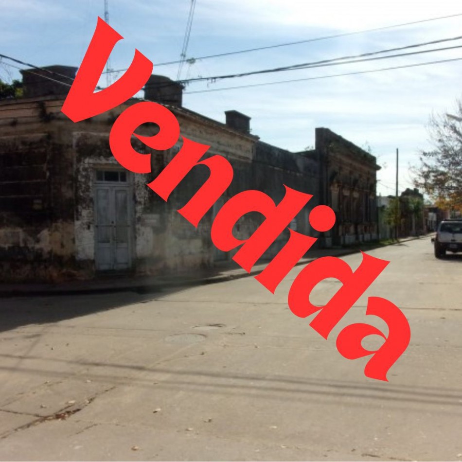 VENDO CASA CON LOCAL COMERCIAL - CORONDA - REF: 158