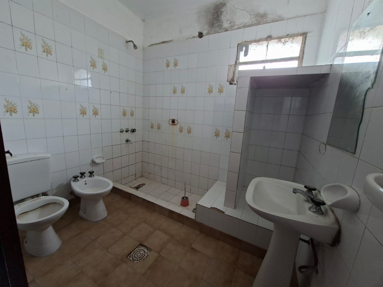 Ref. No 1364- CASA EN VENTA CON MUCHO TERRENO