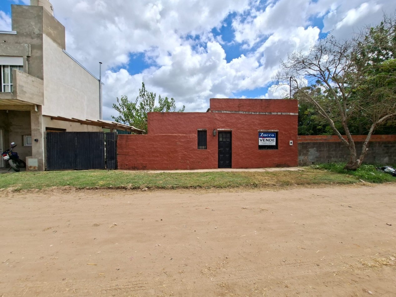 ¡OPORTUNIDAD! CASA EN VENTA- CORONDA