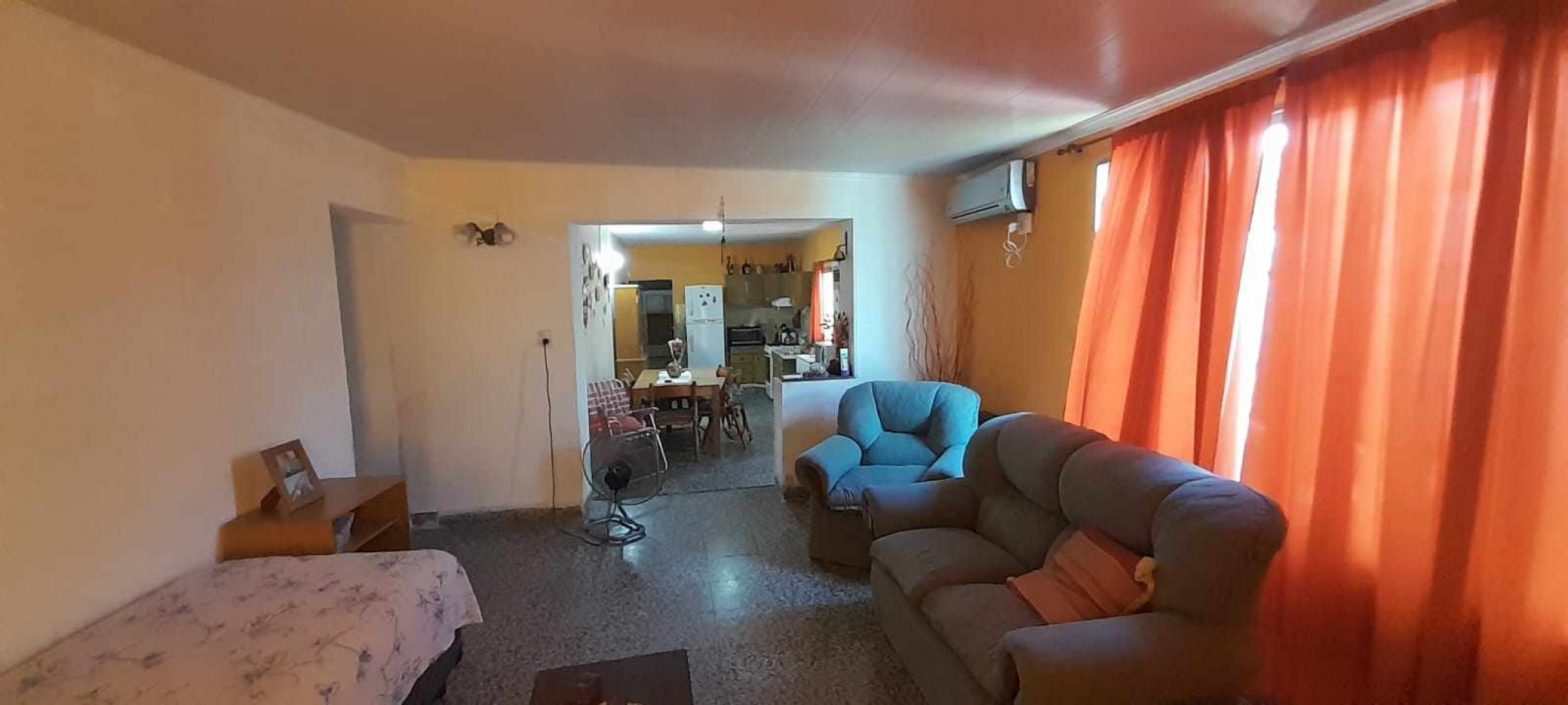 GRAN OPORTUNIDAD: CASA EN VENTA- Calle Italia esquina Belgrano