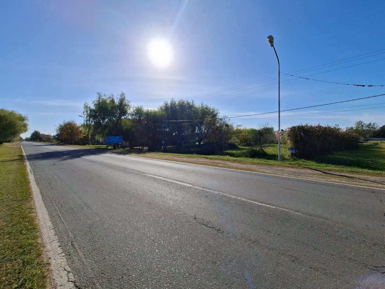 Venta de dos lotes sobre Ruta 11 -  1.100 m2 cada uno- Ref. 1379