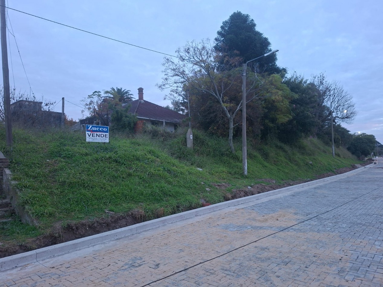 Lote en venta sobre Av. Costanera  - Coronda- Ref. No 1381