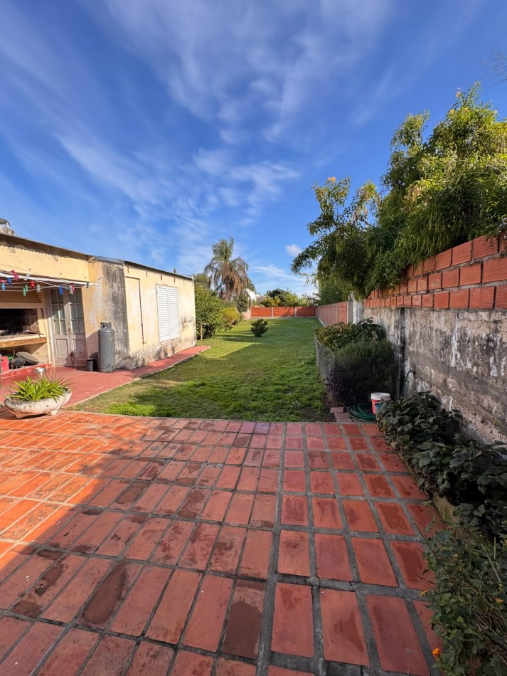 VENTA DE PROPIEDAD EN PLENO CENTRO DE CORONDA-Ref. No 1383