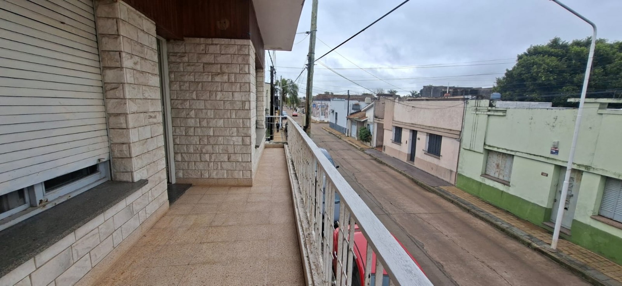 Venta local comercial + departamento. Excelente ubicacion. Coronda. Ref No 79