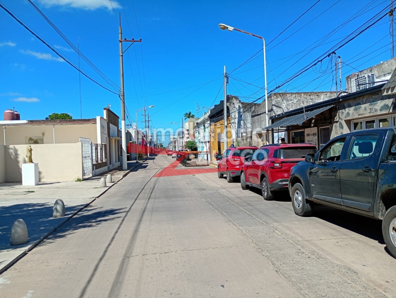 ALQUILO: LOCAL COMERCIAL 