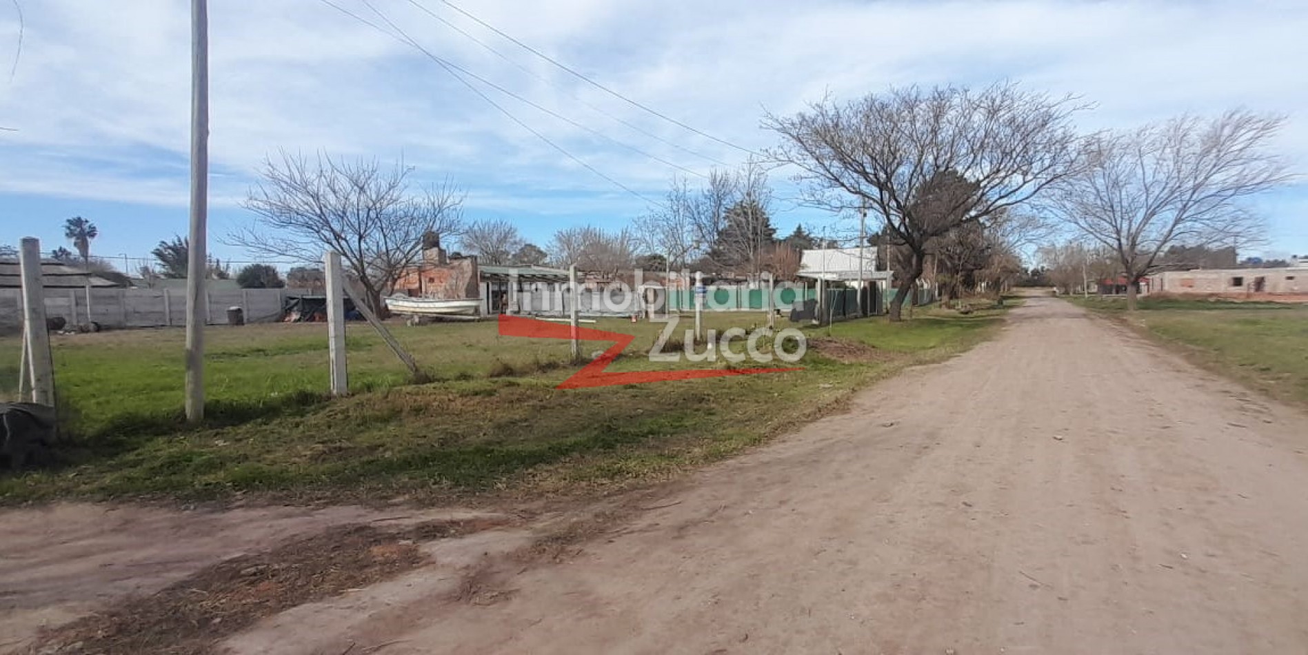 VENTA: DOS LOTES EN CORONDA - Ref. 1217