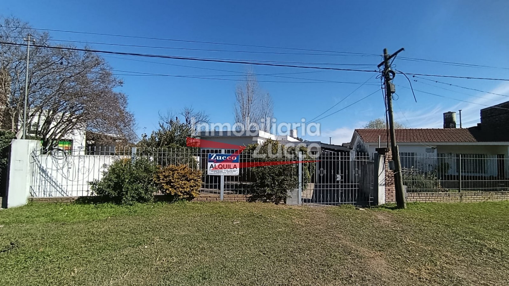 ALQUILO: CASA EN CORONDA