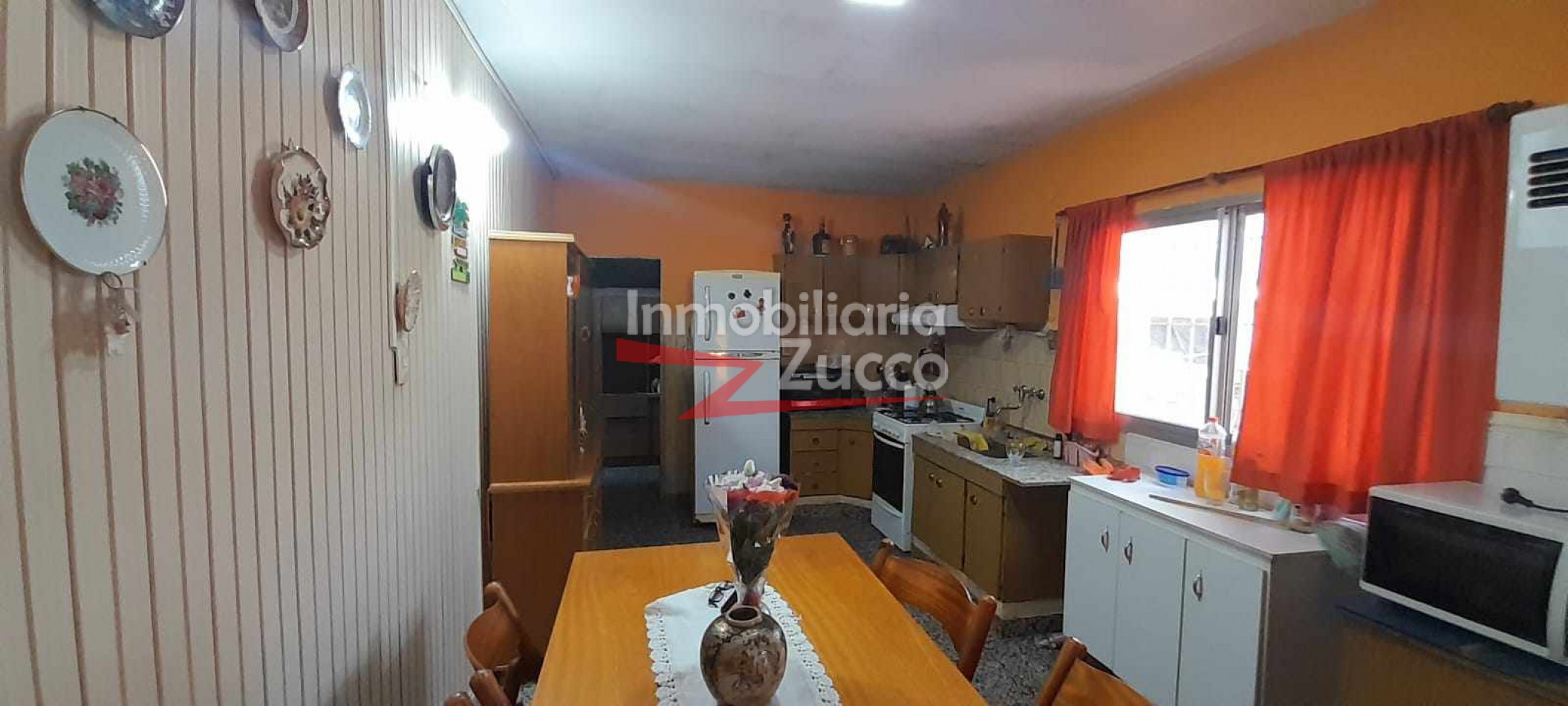 GRAN OPORTUNIDAD: CASA EN VENTA CORONDA - REF.No  1180