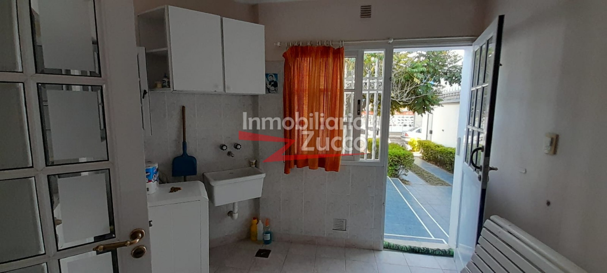 VENTA: HERMOSA PROPIEDAD EN LA ENTRADA DE LA CIUDAD DE CORONDA - Ref. 1151