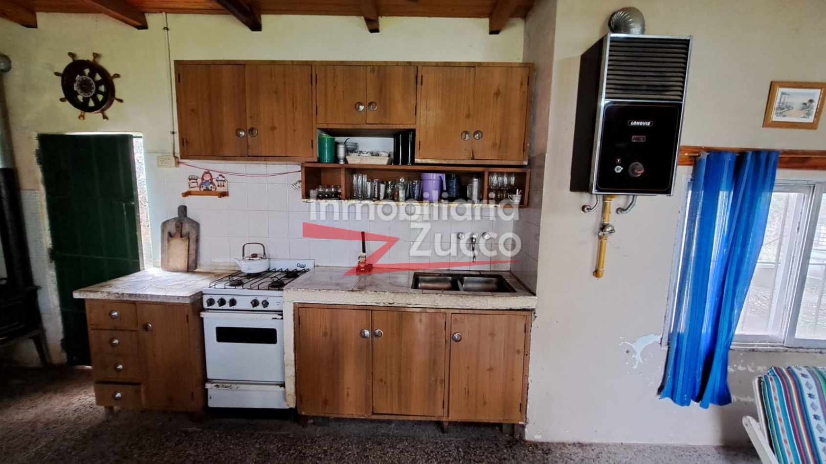 VENTA: CASA A 50 MTS. DEL RIO EN CORONDA - Ref. 1225