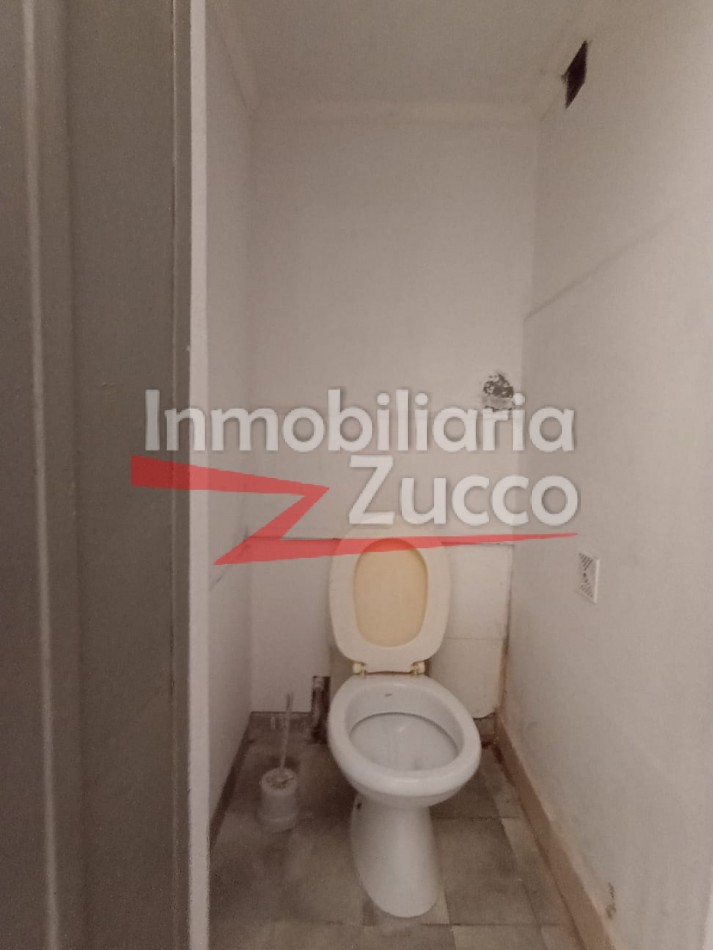 ALQUILO: LOCAL COMERCIAL 