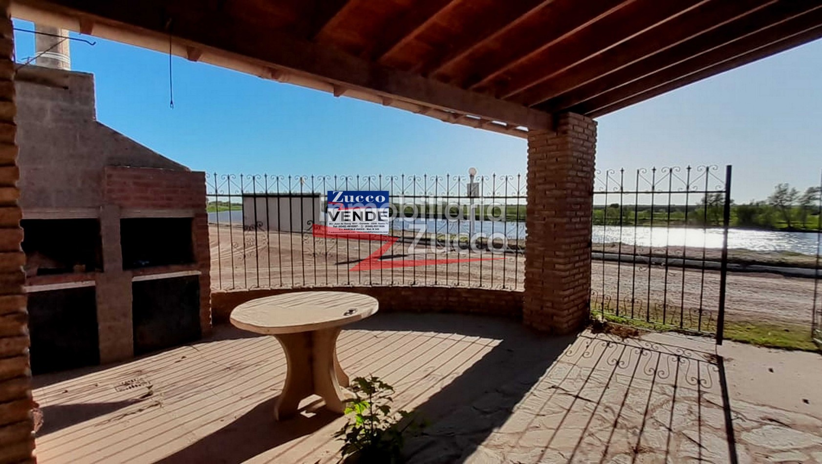 VENTA: CASA EN CORONDA CON HERMOSA VISTA AL RIO - Ref. 1101