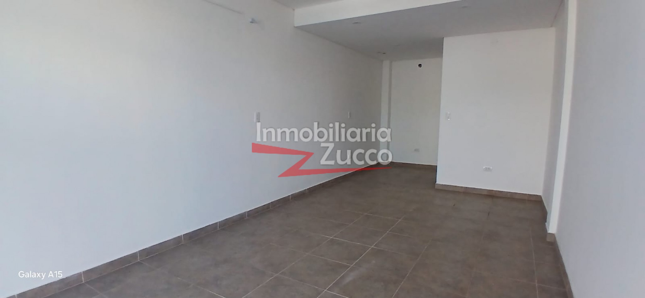 ALQUILO LOCAL COMERCIAL EN CORONDA