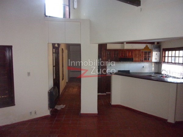 VENTA: CASA EN CORONDA - Ref. 125