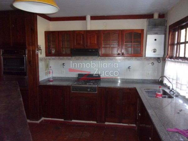 VENTA: CASA EN CORONDA - Ref. 125