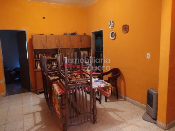 VENTA: CASA EN CORONDA. OPORTUNIDAD PARA INVERSIONISTAS !! Ref. 823