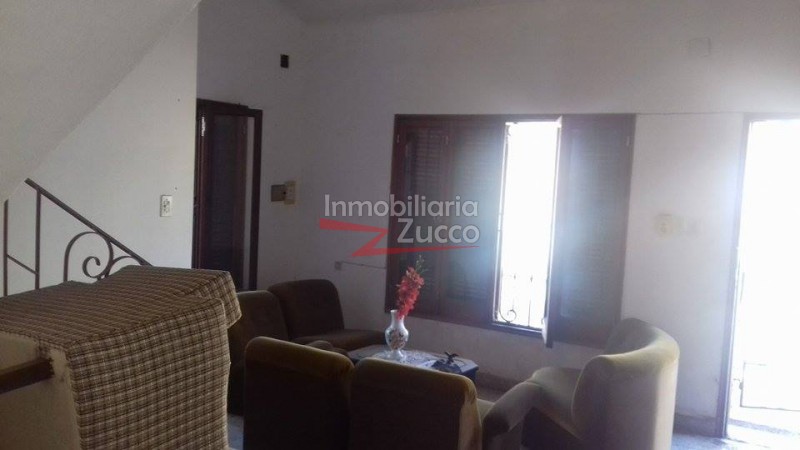 VENTA: CASA EN CORONDA - Ref. 258