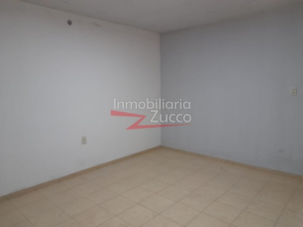 VENTA: CASA EN CORONDA - Ref. 829