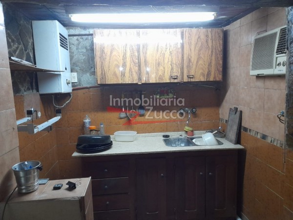 VENTA: CASA EN CORONDA - Ref. 838