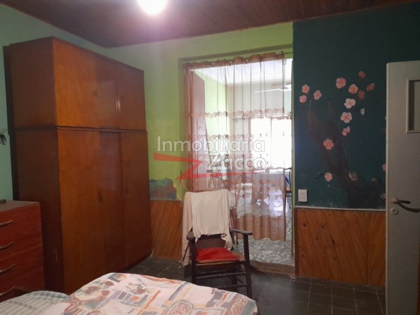 VENTA: CASA EN CORONDA - Ref. 838