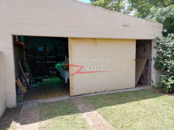 VENTA: CASA EN CORONDA - Ref. 841