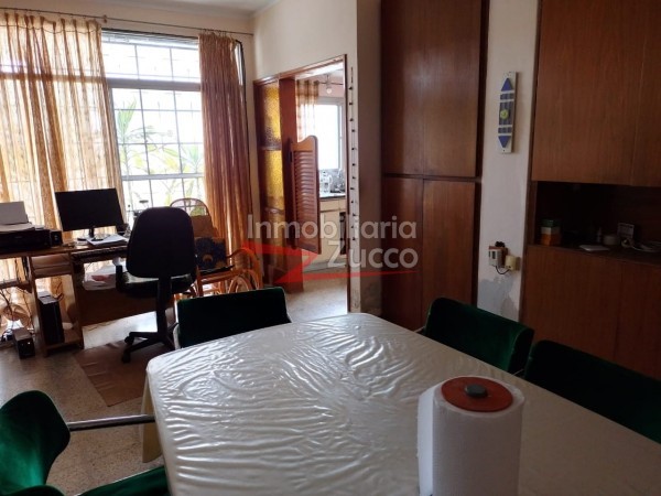 VENTA: CASA EN CORONDA - Ref. 841