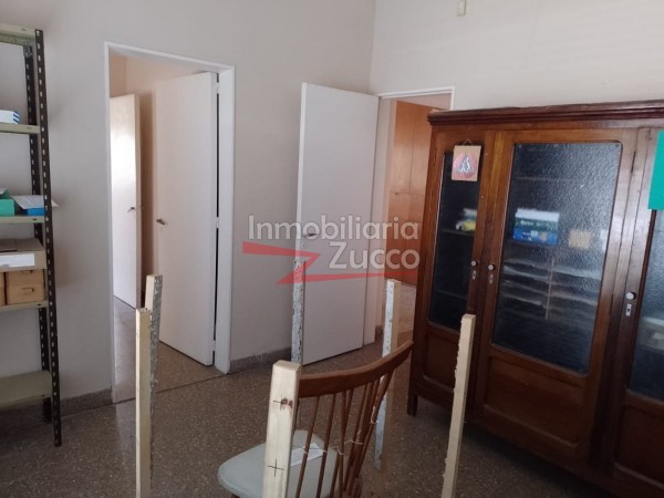 VENTA: CASA EN CORONDA - Ref. 841