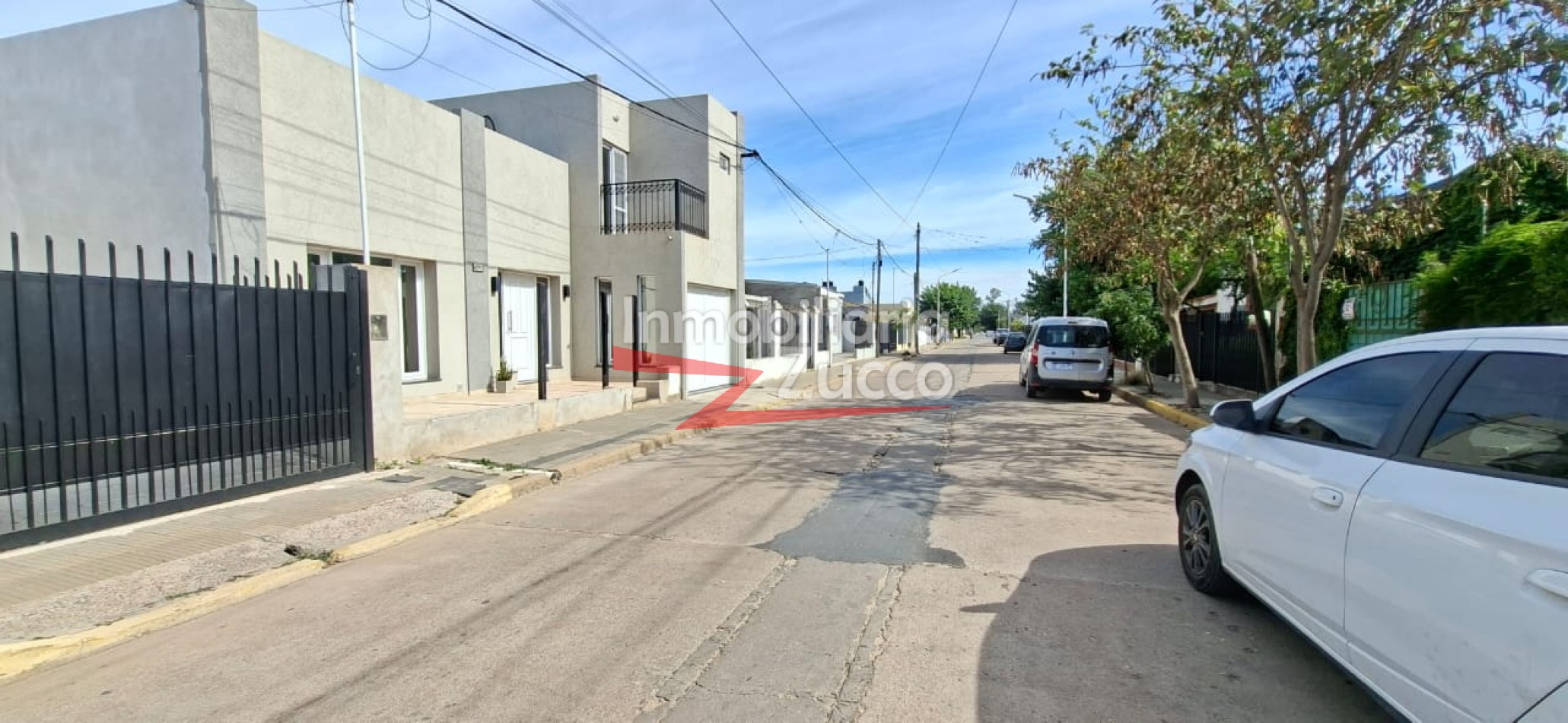ALQUILO: DEPARTAMENTO EN PLANTA ALTA