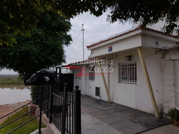 VENTA: CASA SOBRE EL RIO CORONDA - Ref. 888