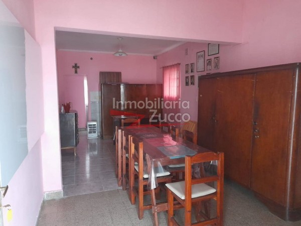 VENTA: CASA EN CORONDA - Ref. 904