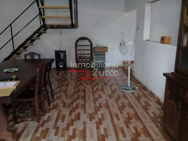 VENTA: CASA  + GALPON + LOCAL COMERCIAL EN LARRECHEA - Ref. 932