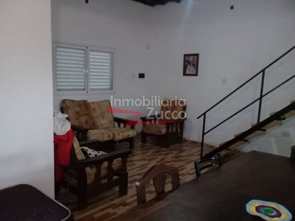 VENTA: CASA  + GALPON + LOCAL COMERCIAL EN LARRECHEA - Ref. 932