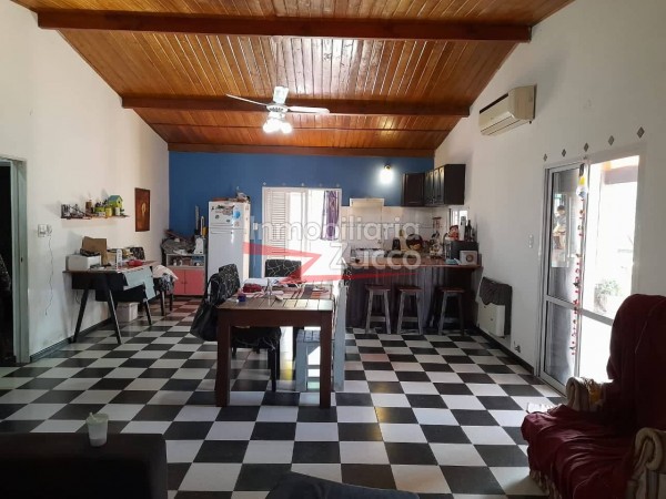 VENTA: CASA EN CORONDA - Ref. 925