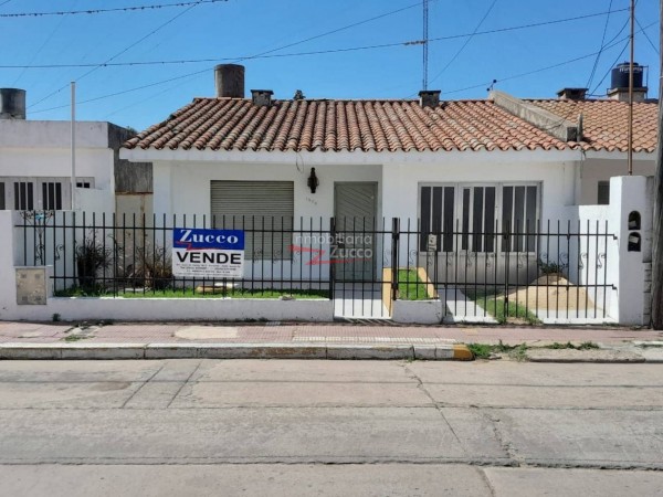 VENTA: CASA EN CORONDA - Ref. 955