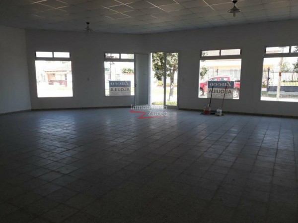 OPORTUNIDAD INVERSIONITAS!!! Venta de locales comerciales + casa en CORONDA - Ref. 478