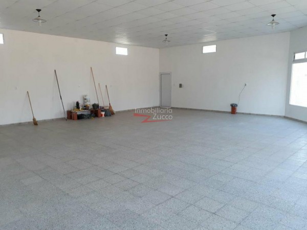 OPORTUNIDAD INVERSIONITAS!!! Venta de locales comerciales + casa en CORONDA - Ref. 478