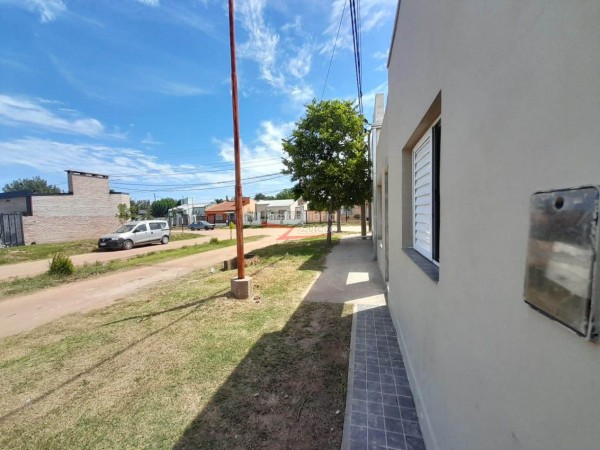 OPORTUNIDAD INVERSIONITAS!!! Venta de locales comerciales + casa en CORONDA - Ref. 478