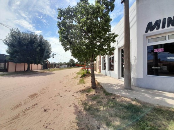 OPORTUNIDAD INVERSIONITAS!!! Venta de locales comerciales + casa en CORONDA - Ref. 478