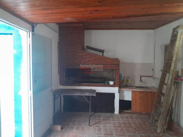 VENTA: CASA + DEPTO. EN BARRIO BASUALDO CORONDA - Ref. 1029