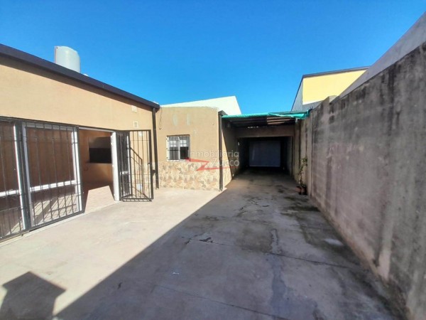 VENTA: CASA EN CORONDA - Ref. 1030