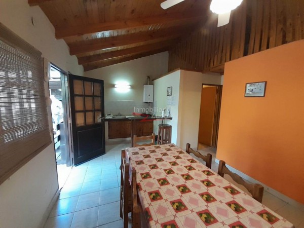 VENTA: DOS CABAÑAS EN BARRIO LOS PARAISOS - Ref. 1037